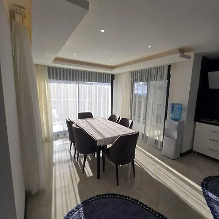 Villa * אלאניה