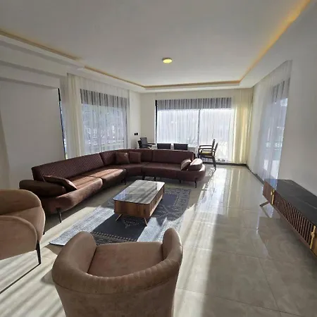 Villa * אלאניה